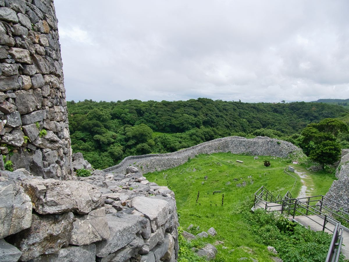 nakijin-castle