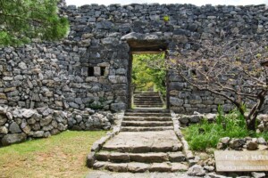 nakijin-castle