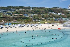 20kouri-beach