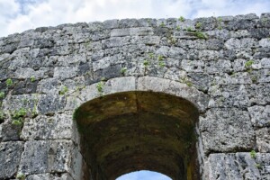 20arch_mon