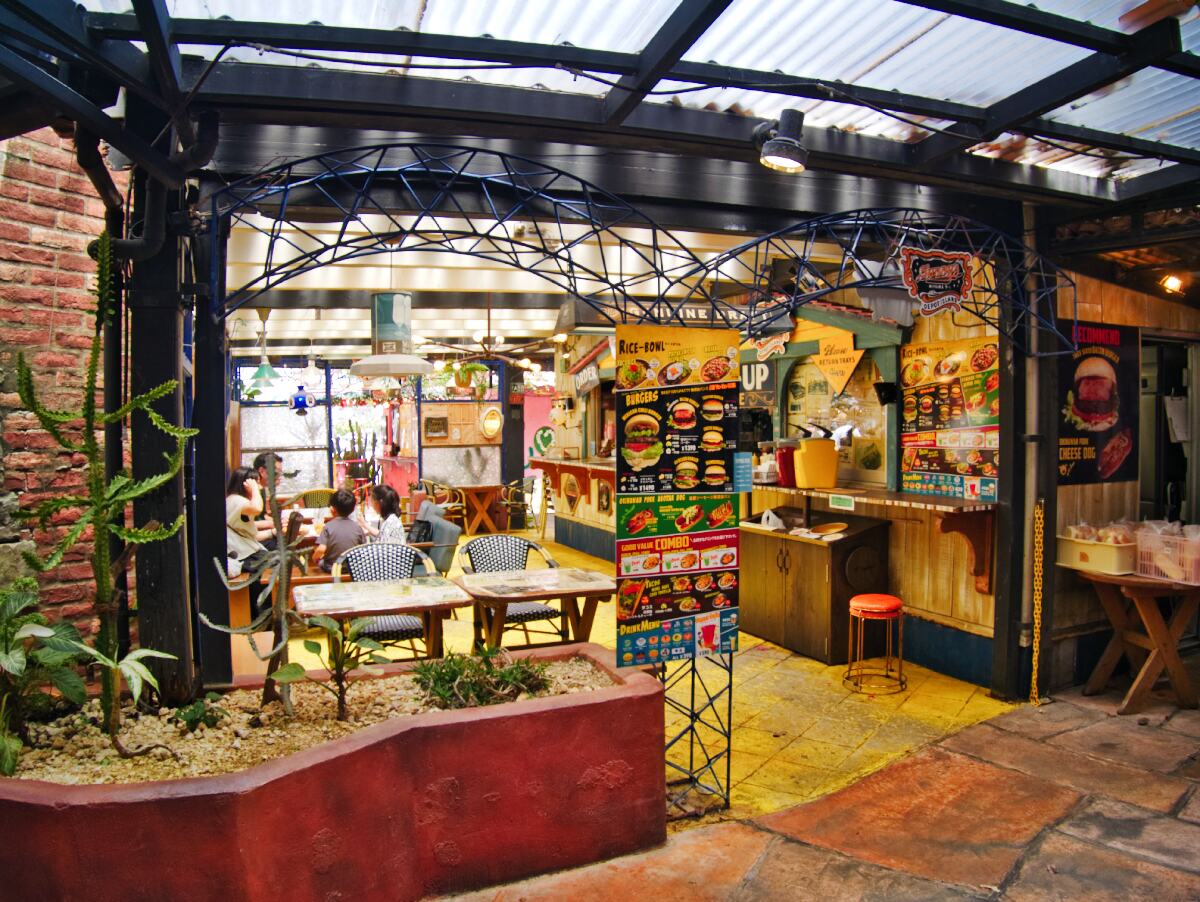 21clocktower-shop