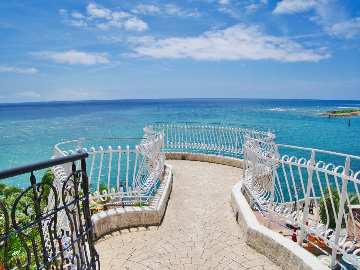 11seaside-area